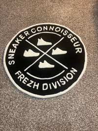Sneaker Connoisseur Black/White 40” Tuft Rug